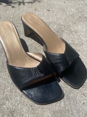 BASS Black Leather Open-Toe Mule Heels